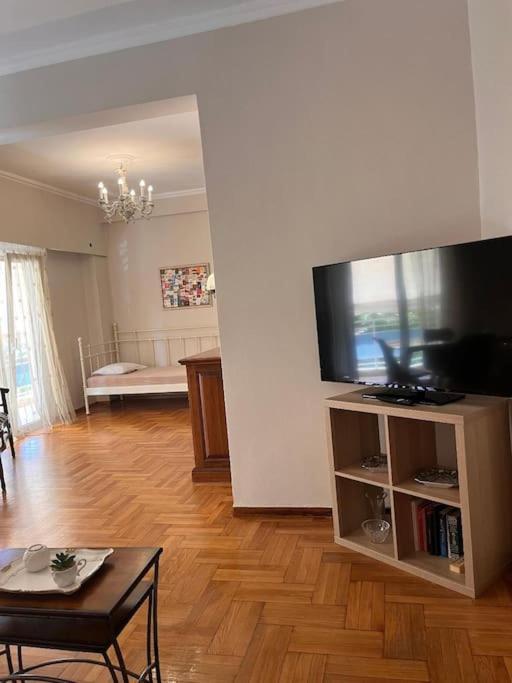 Carlito"S Apartment 1 Next To Metro Station Athens Exterior photo