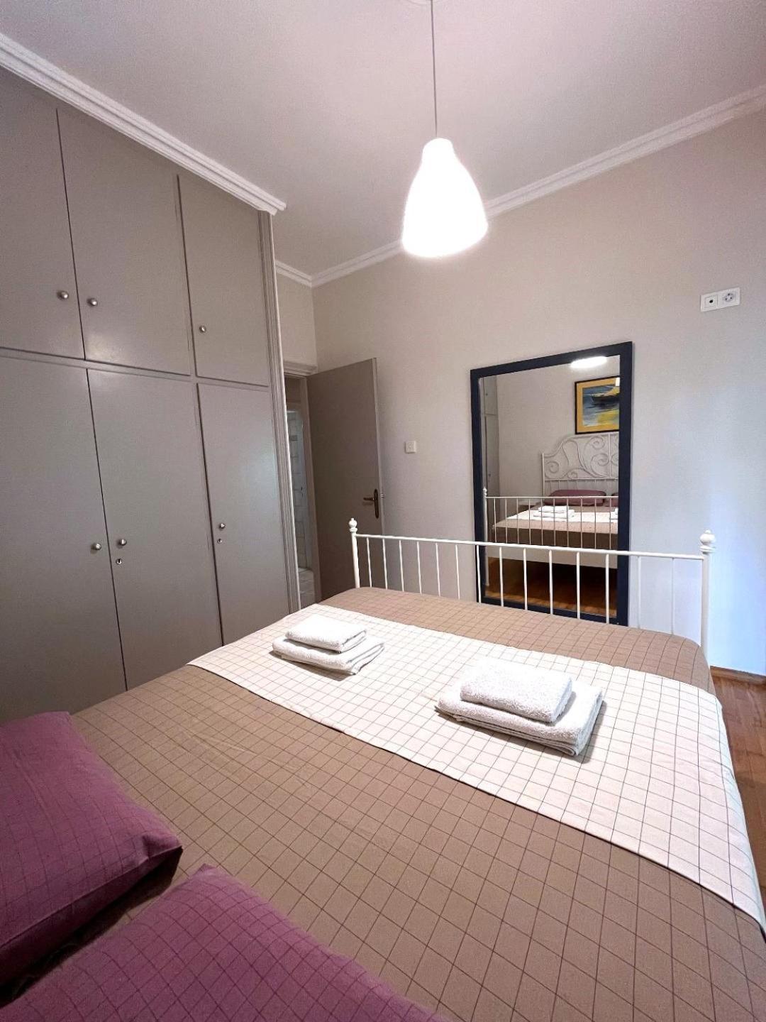 Carlito"S Apartment 1 Next To Metro Station Athens Exterior photo